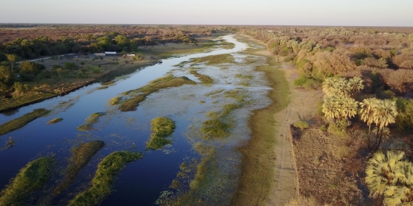 Létání s dronem v Botswaně