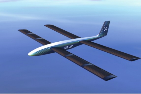Solární dron SolarXOne vydržel dvanáct hodin ve vzduchu
